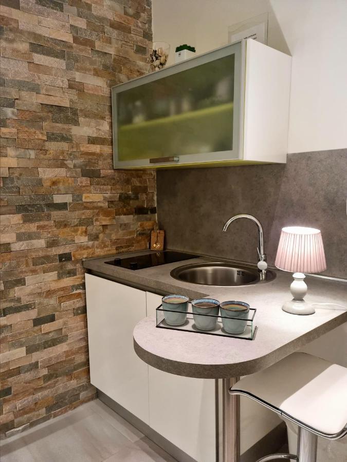 Apartment Amfiteatar Pola Esterno foto